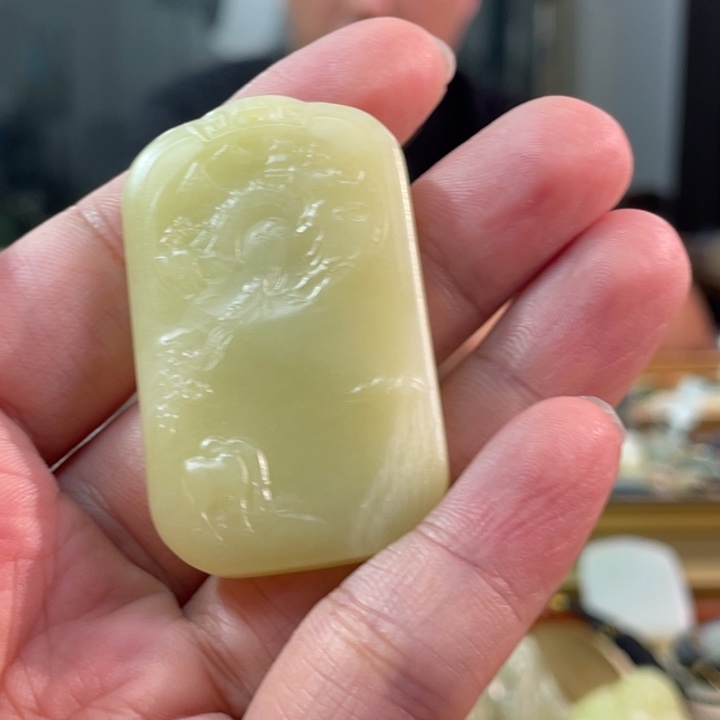 颈饰未镶嵌和田玉