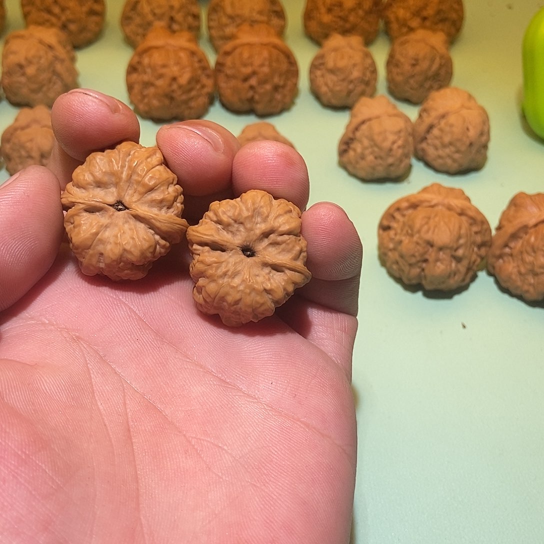 文玩核桃吊坠?***个蛤蟆头30一对