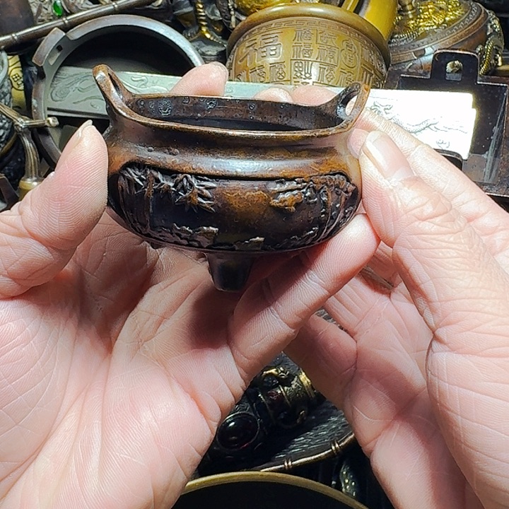 铜器摆件收收藏藏