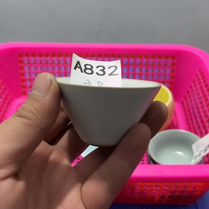 方***妍瓷片默认微瑕瓷器、茶具、壶、摆件，介意勿拍 