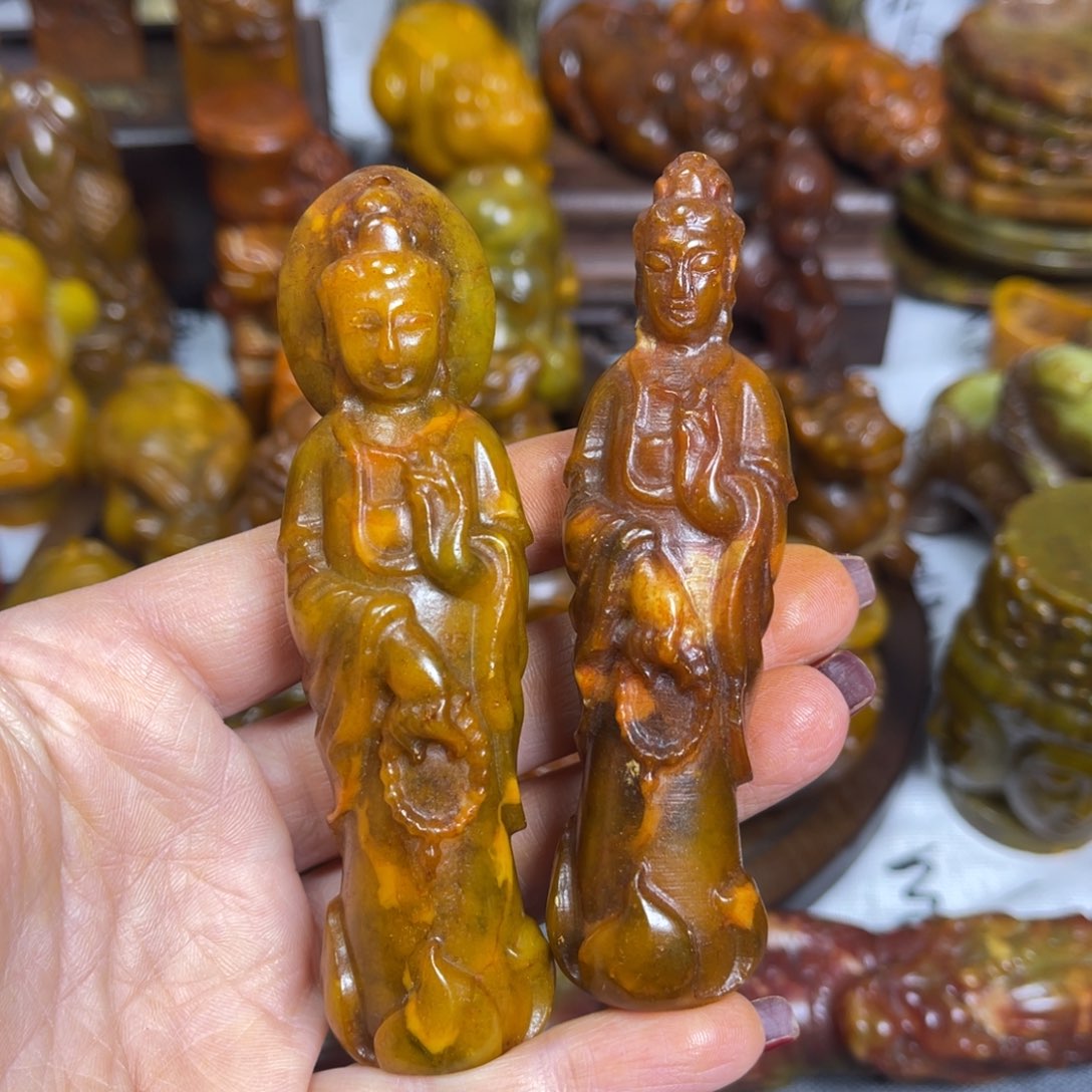 啦***蛇纹石玉合金颈饰