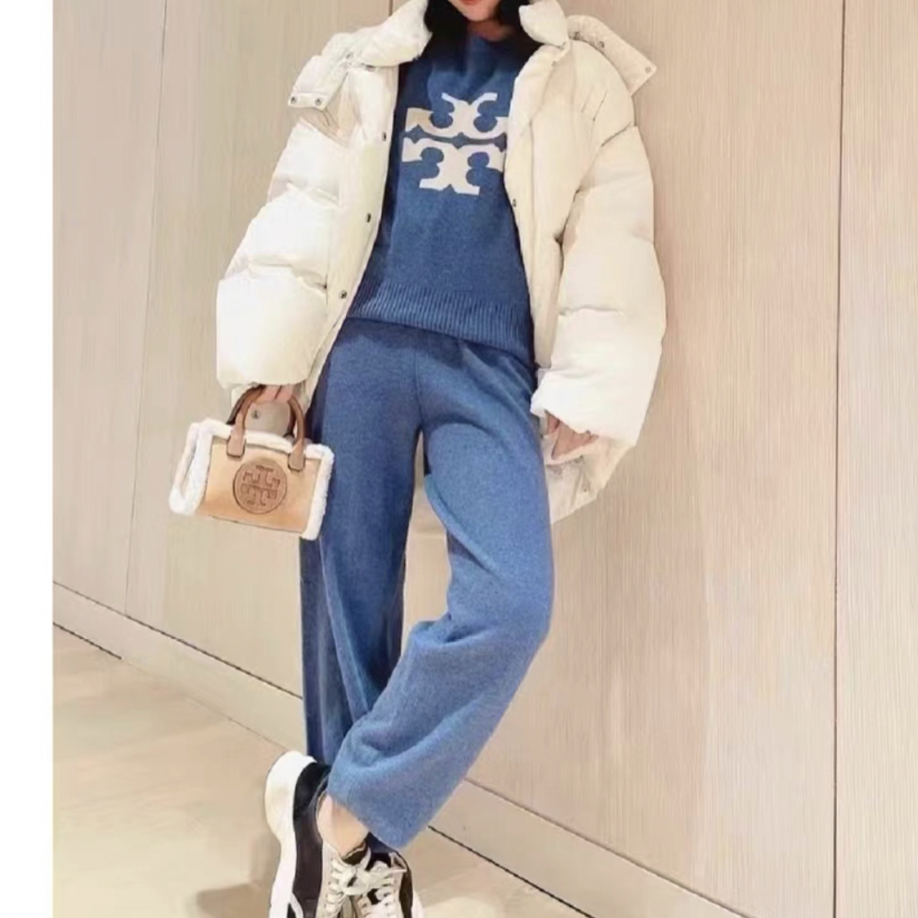 99新 TORY BURCH/汤丽柏琦 白色鹅绒面包羽绒服/XL码/D01990