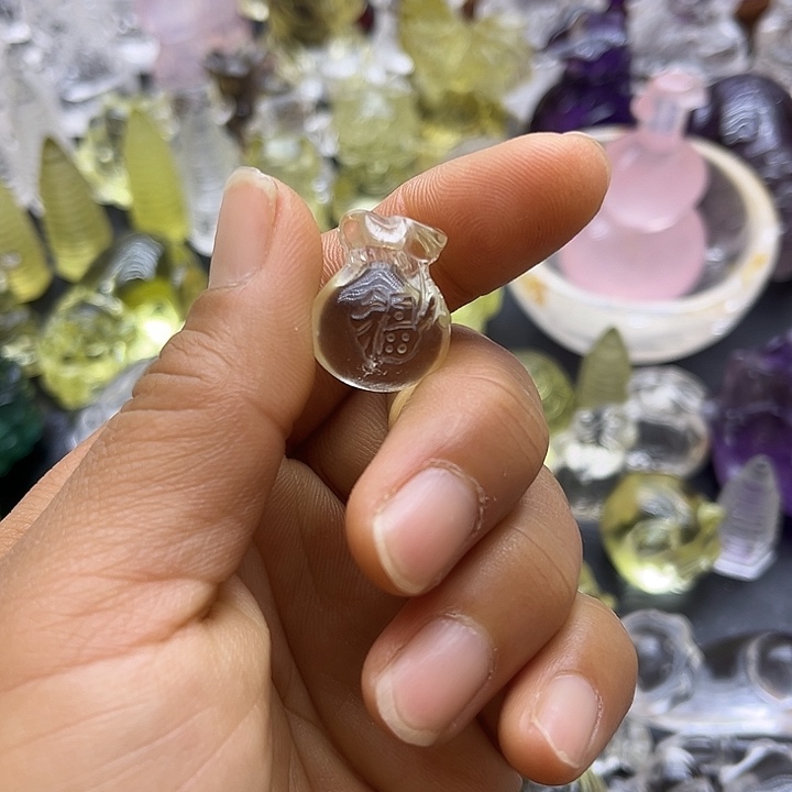 水晶摆件未镶嵌吊坠