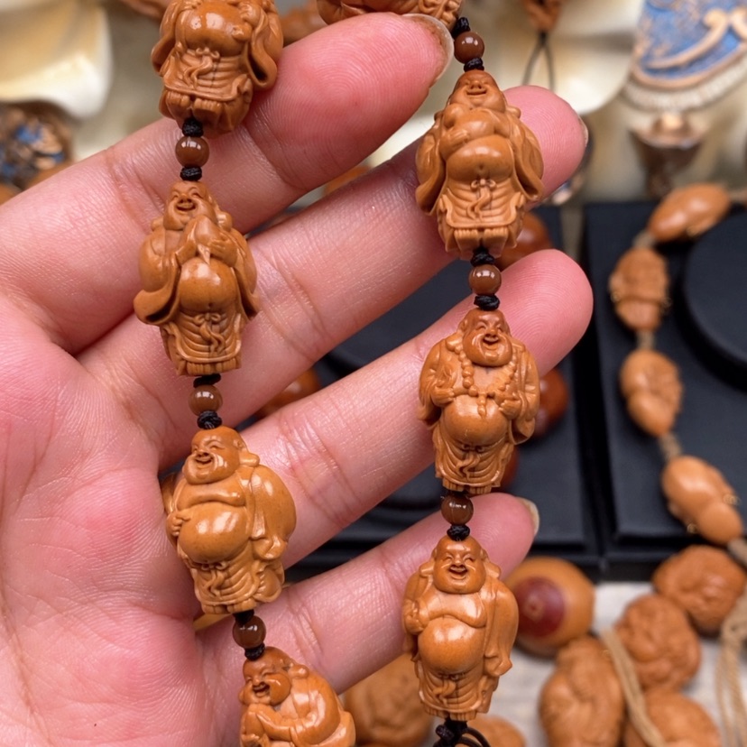 【闪购商品】橄榄核吊坠世**暮橄榄手工雕刻工艺