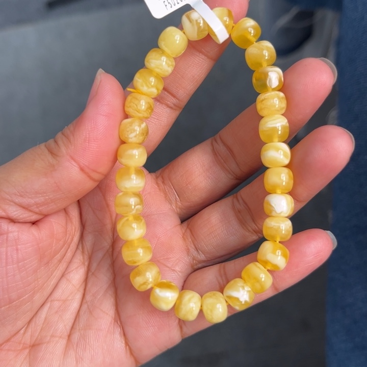 琥珀未镶嵌珠宝奇石M83号8+金瓷白妖花