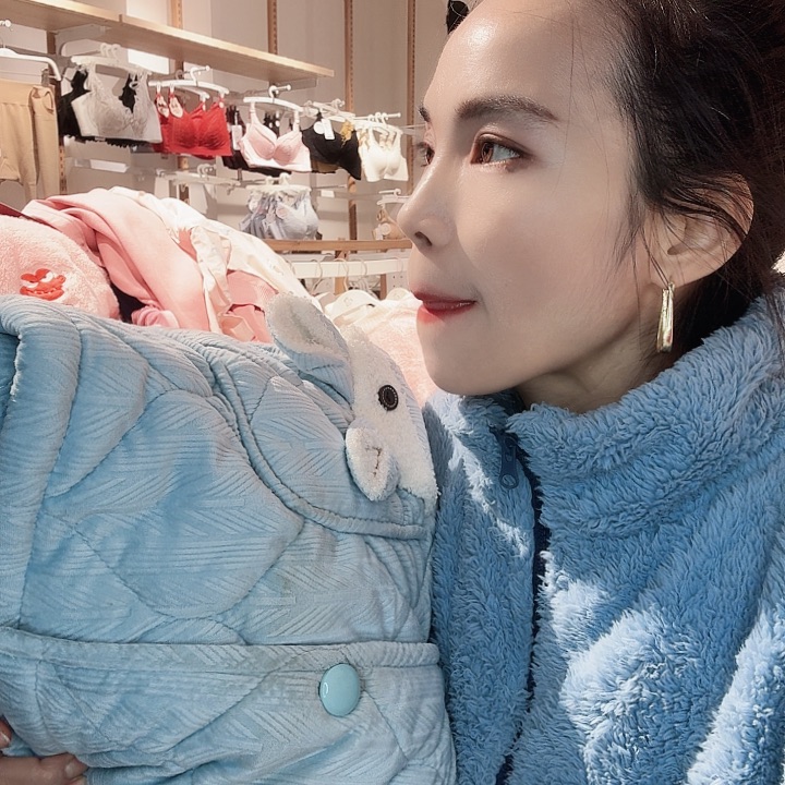 小***；三醋酯纤维319米兰M脏-619