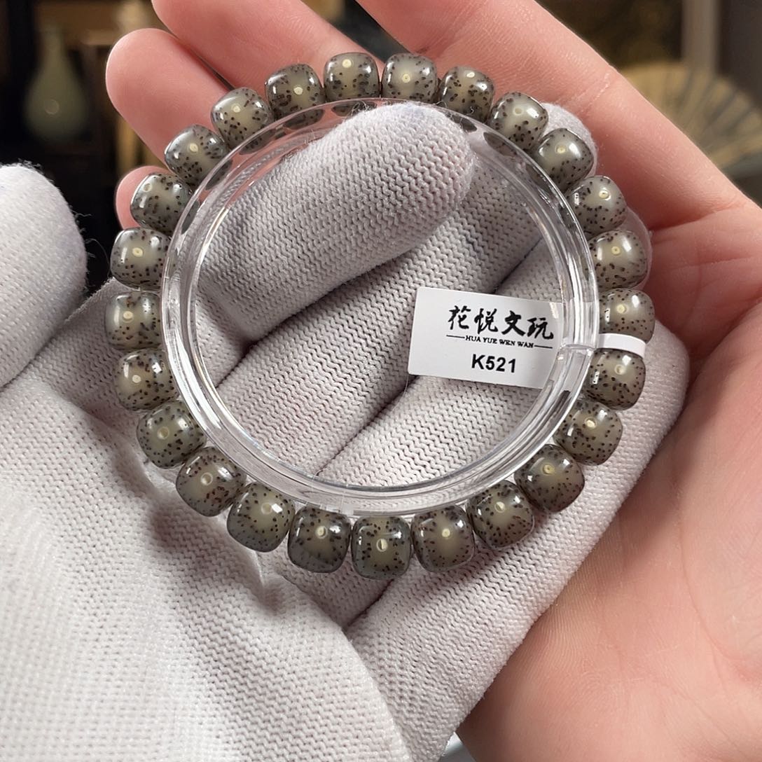 星月菩提手串9x8 糯冰黑冰冰透针尖星 K521