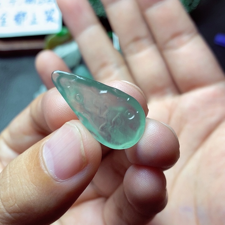 定制翡翠未镶嵌翡翠