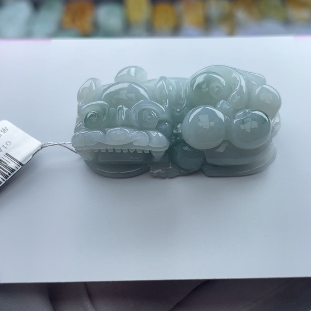 翡翠颈饰未镶嵌貔貅