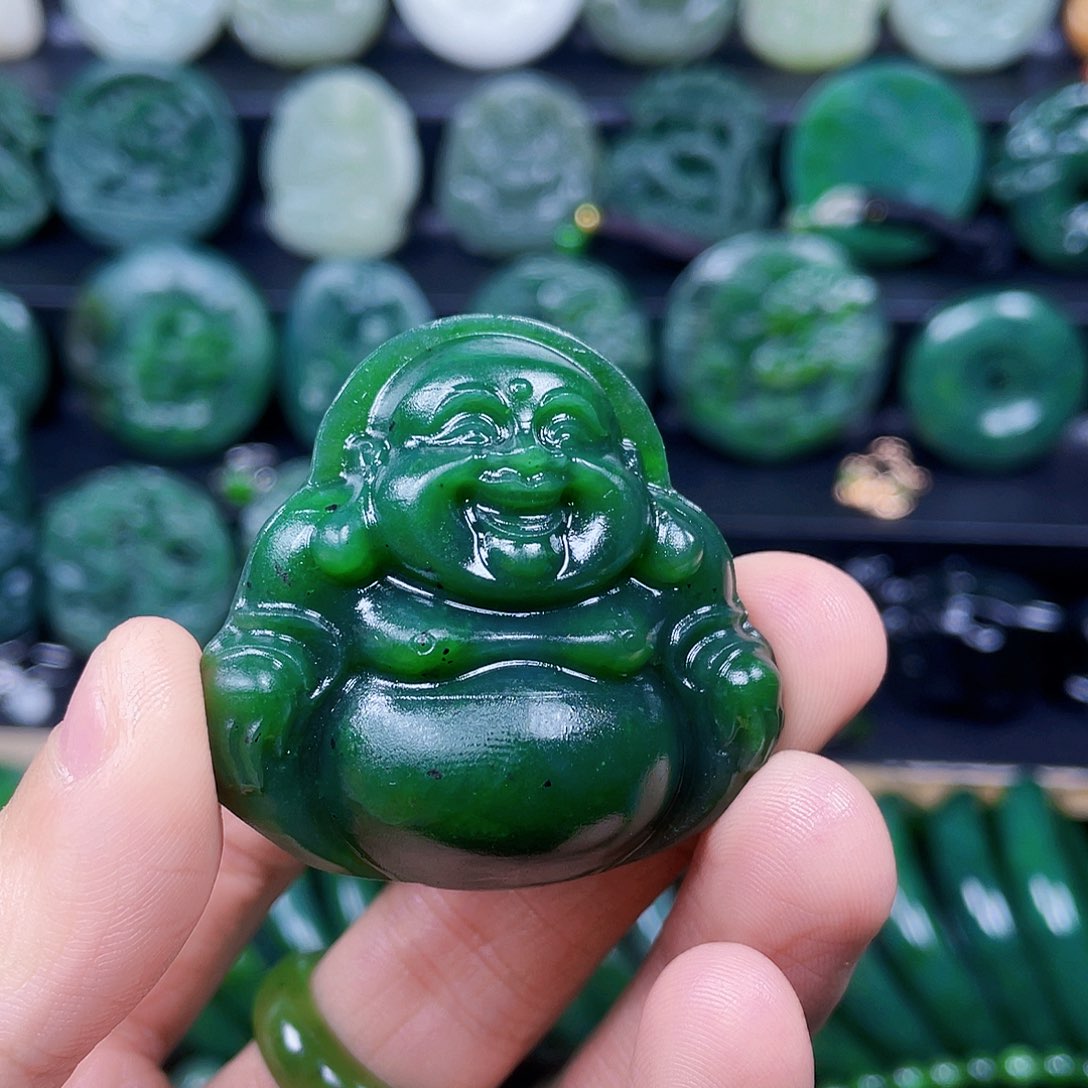 霸***人和田玉未镶嵌珠宝半成品