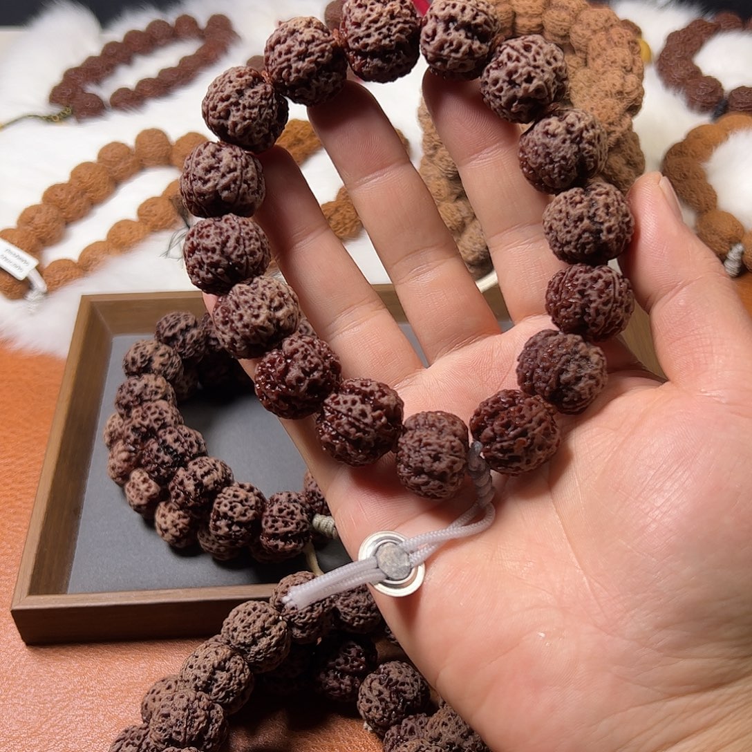 金刚菩提手串梁产区方墩梅花21