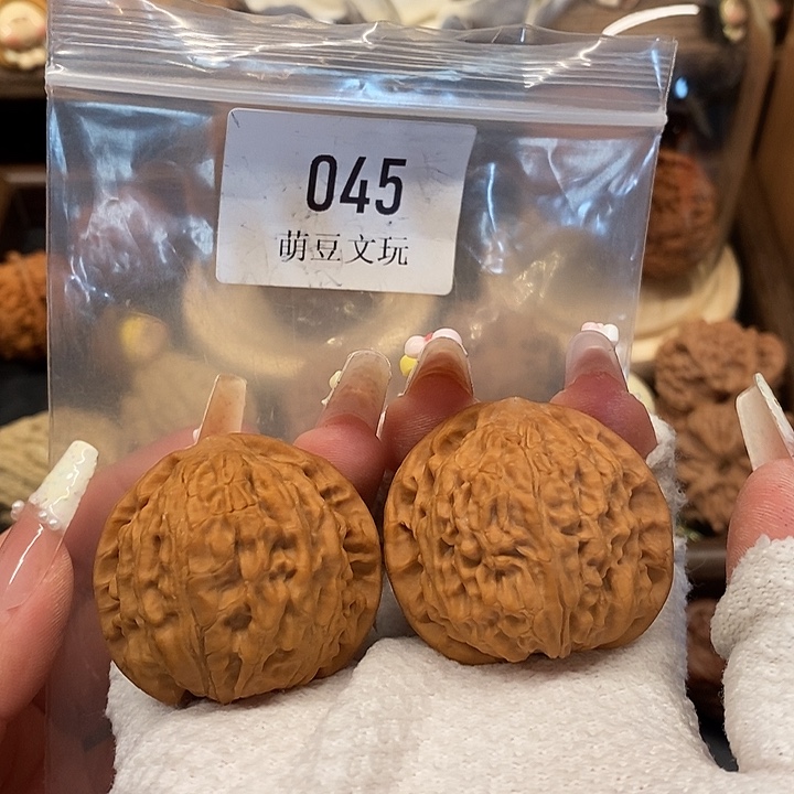 核桃默认微瑕045全品金牛40尺