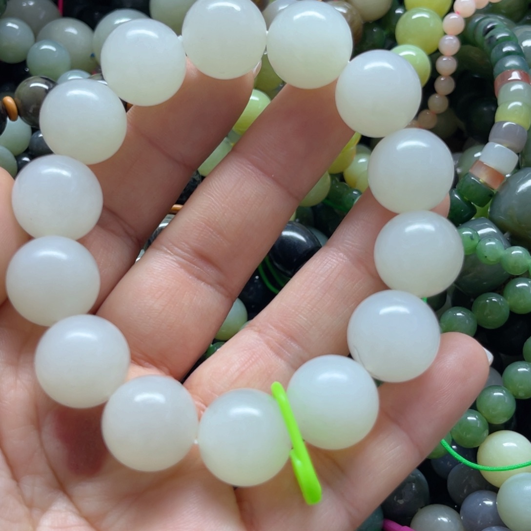 和田玉手链未镶嵌