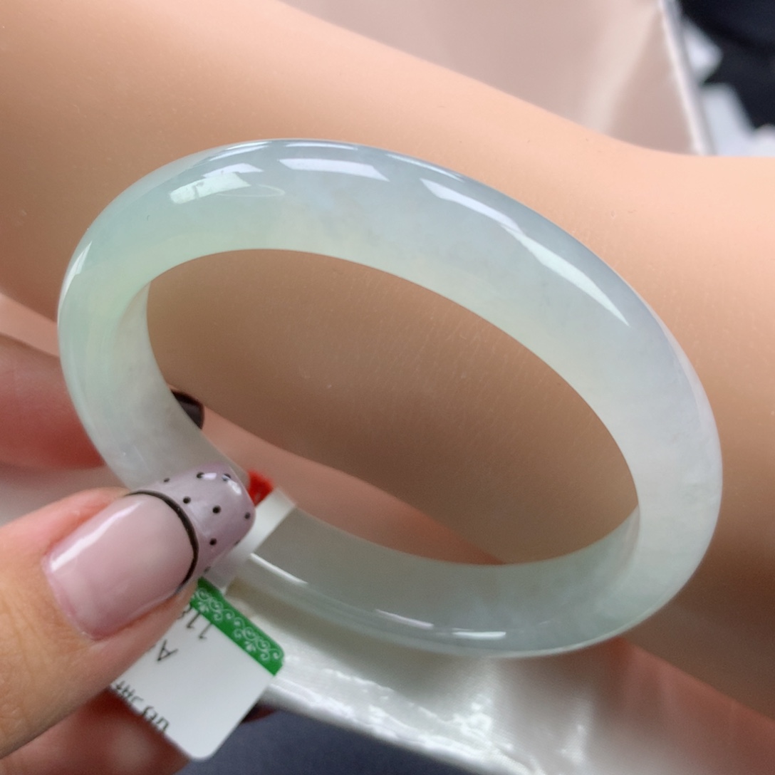 翡翠手镯未镶嵌54.8贵妃