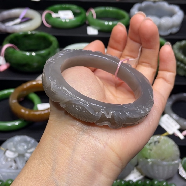 和田玉手镯54圈口 编号115未镶嵌