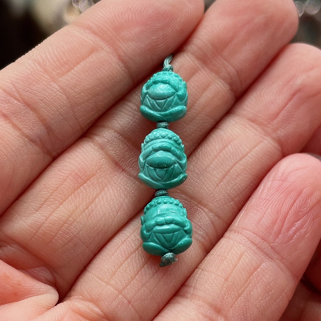 绿松石颈饰未镶嵌