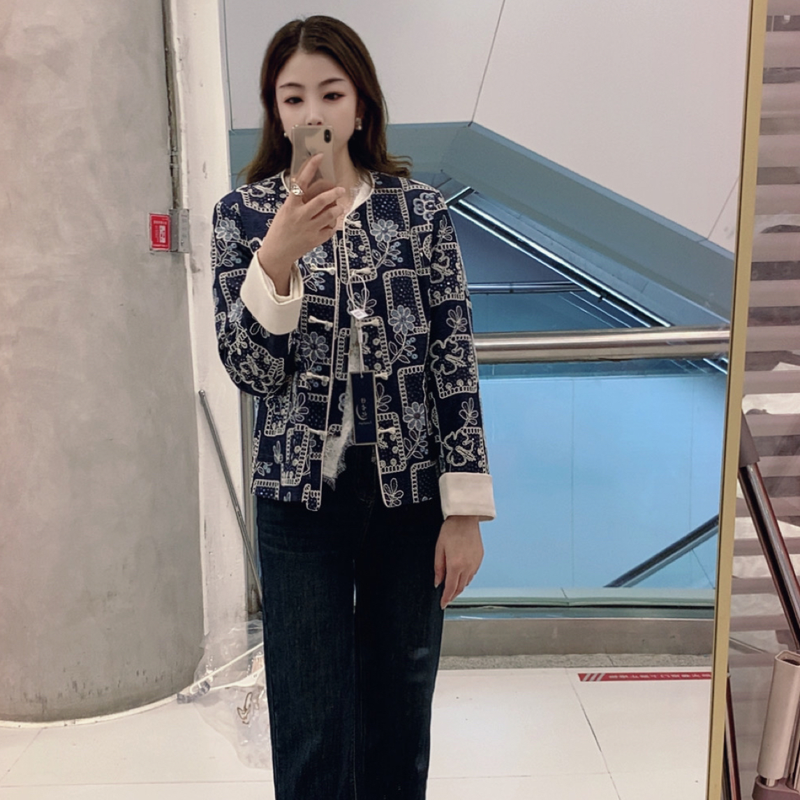 刺绣休闲风常规款外套开衫时尚上衣长袖提花春秋气质女士女士