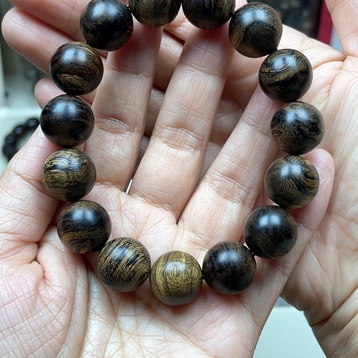 沉香手串蚊*越南芽庄白奇楠虎斑纹