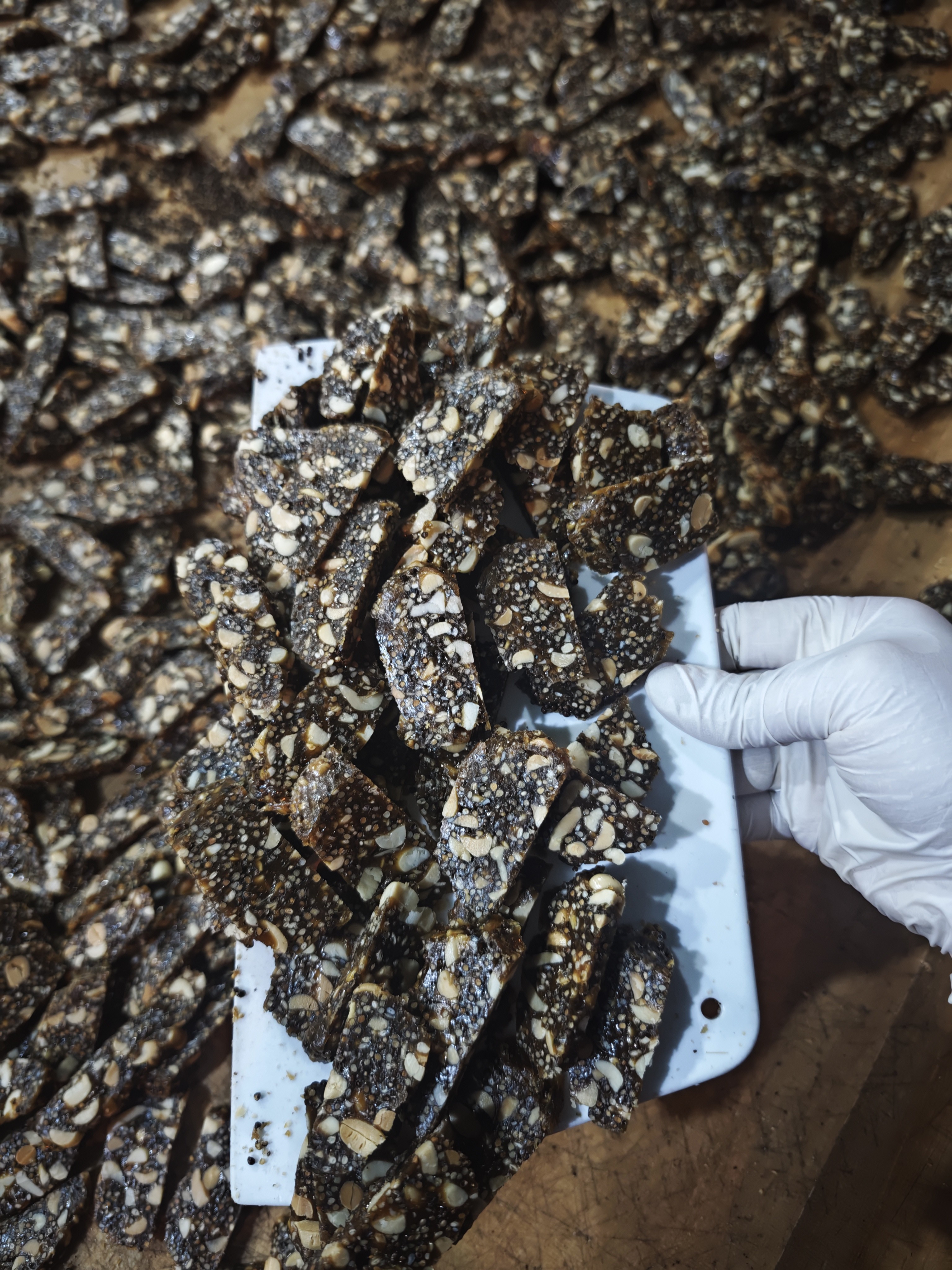 筠连纯手工 酥麻花生翠糖