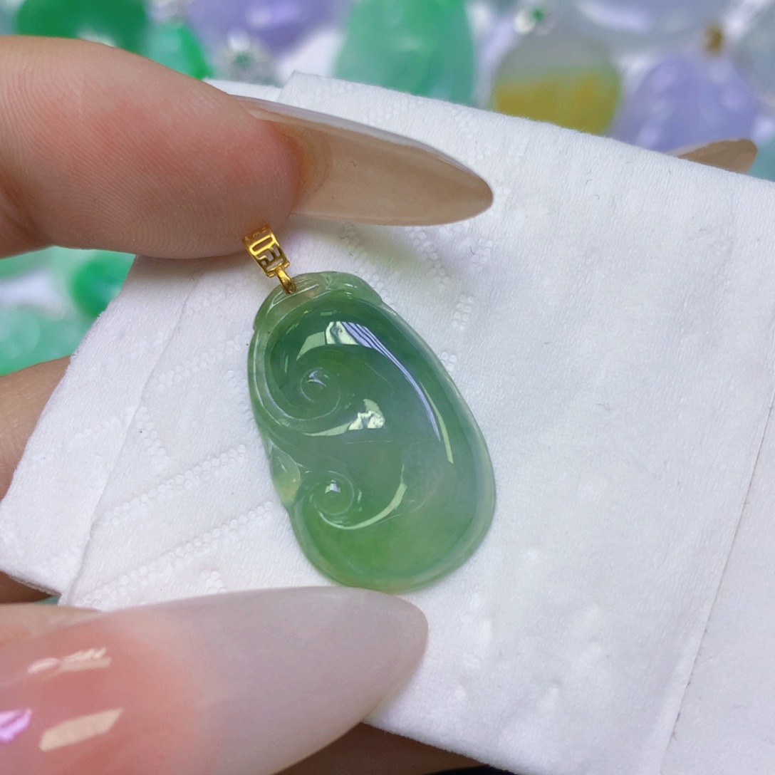 翡翠18K金镶嵌颈饰天然缅甸翡翠a货百元以上9元证书费自理