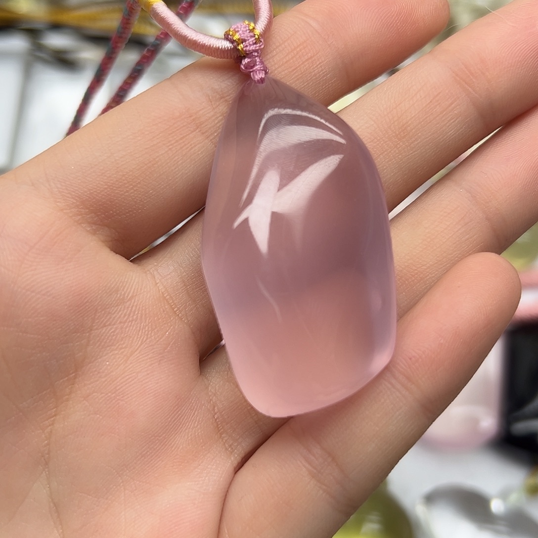 颈饰水晶未镶嵌粉晶随形