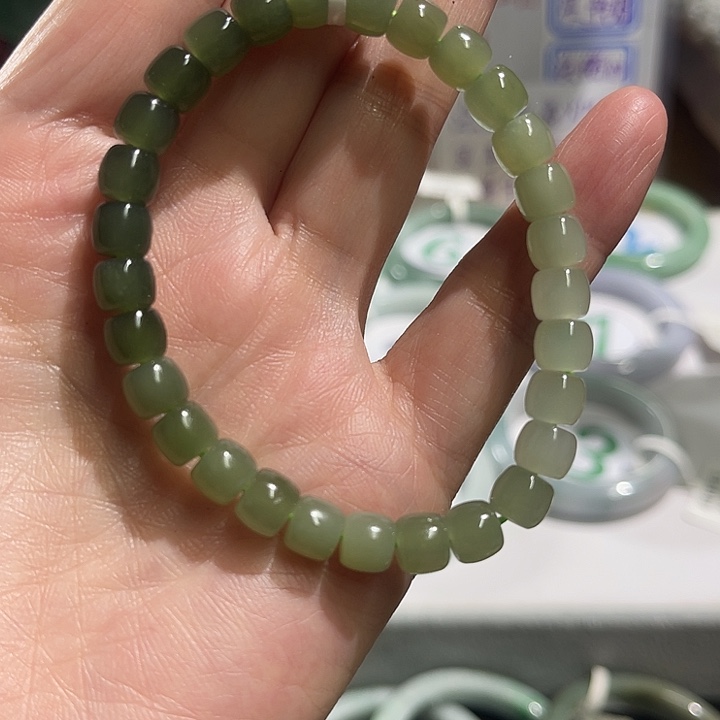 翡翠未镶嵌手镯纯天然缅甸翡翠手镯