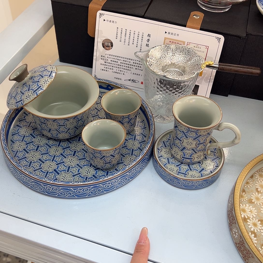 盖碗很漂亮我很喜欢