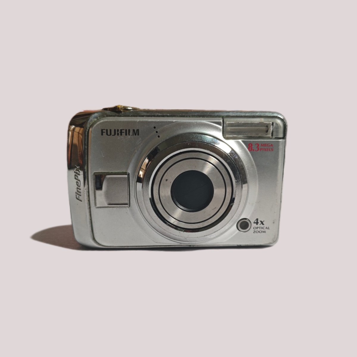 8新 Fujifilm/富士 A820 830万像素 4倍光学变焦 复古感色彩好