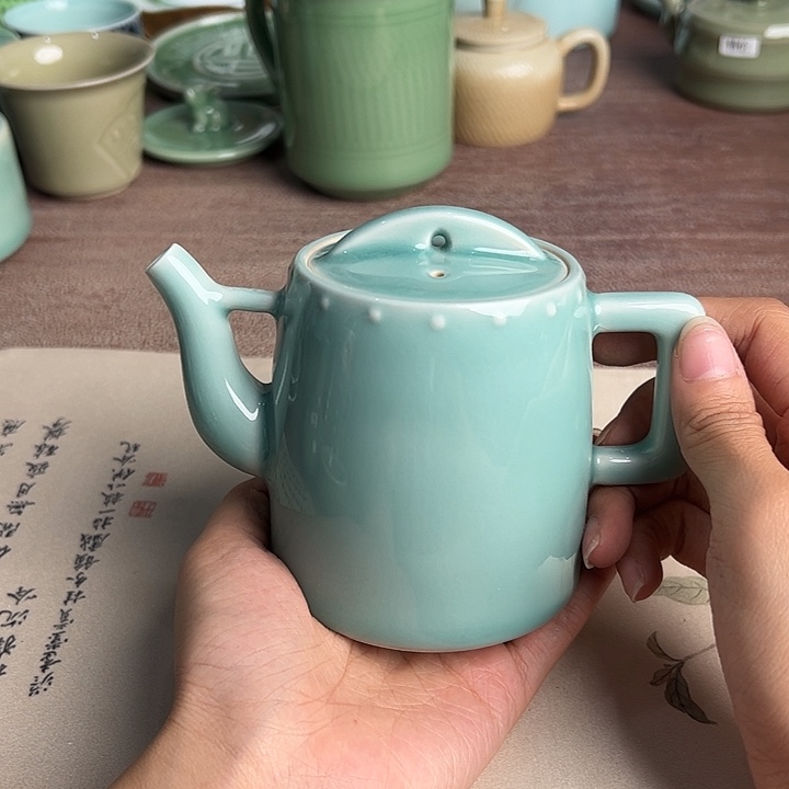 龙泉云间青瓷小米茶器