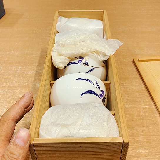 万千严选瓷器紫砂如图所示浅*