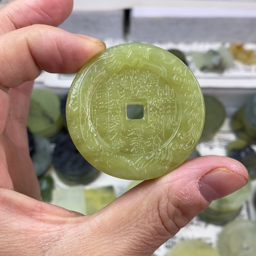 【闪购商品】岫玉颈饰未镶嵌岫玉山鬼花钱吊坠