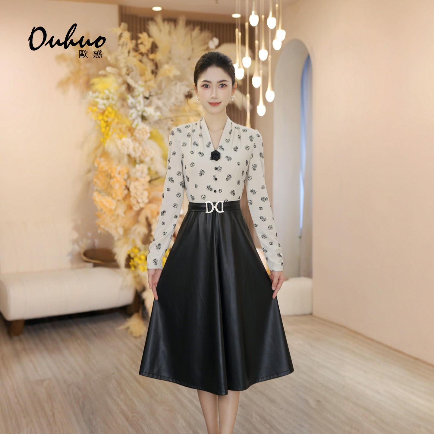 现货【米米定制】2025年秋季新款高贵优雅气质显瘦连衣裙OHDRI10013