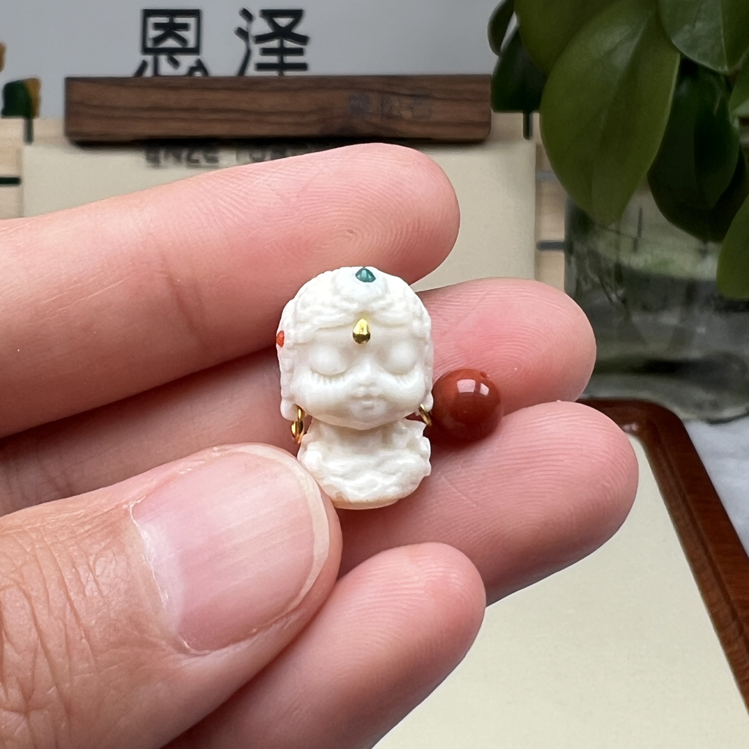 南红玛瑙雕刻未镶嵌