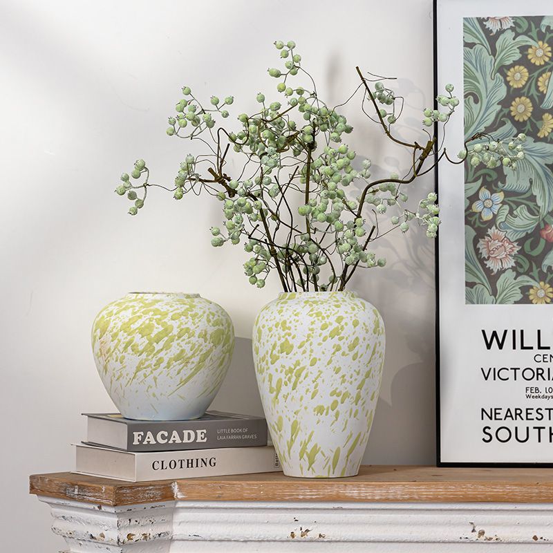 精选景德镇手工陶瓷绿色甩点花瓶简约高奢欧式复古摆件