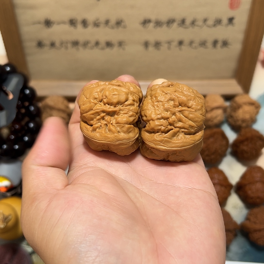 54号文玩核桃43.5尺肌肉蛙