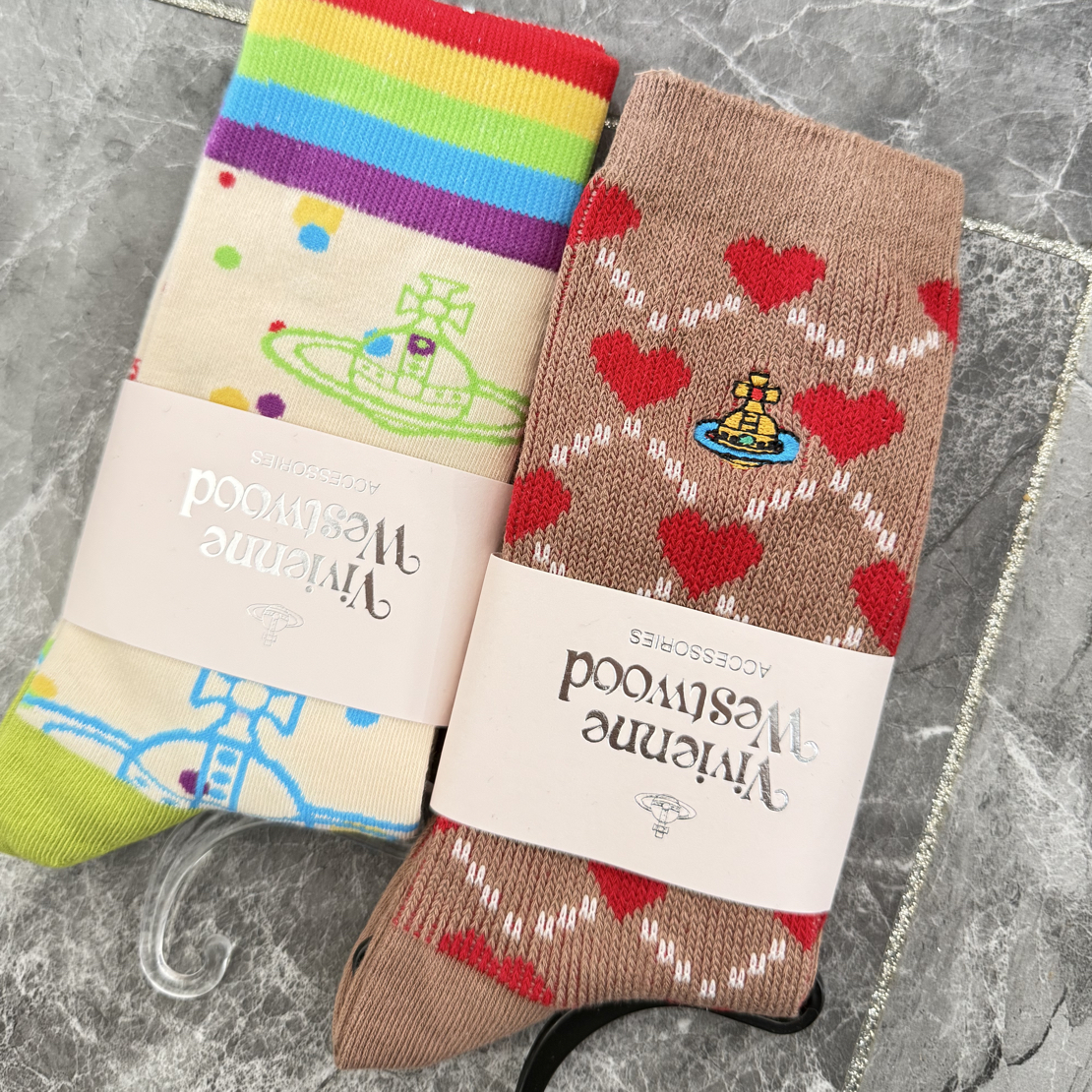 新品西太vivienne土星刺绣双针中筒女士堆堆日系潮款棉袜子透气