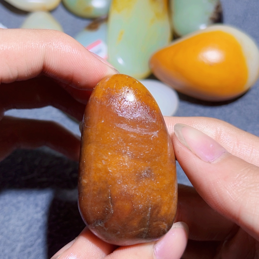 和田玉未镶嵌珠宝奇石