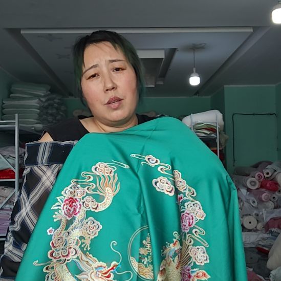 棉高端大床双人四件套。