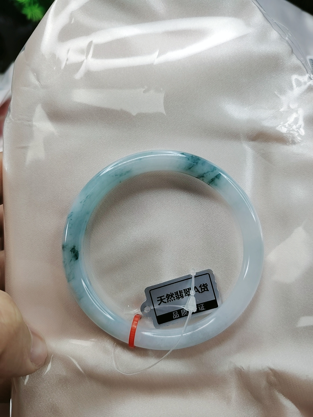 叮当镯54.7圈口，白底水墨蓝花，天然缅甸翡翠手镯A货