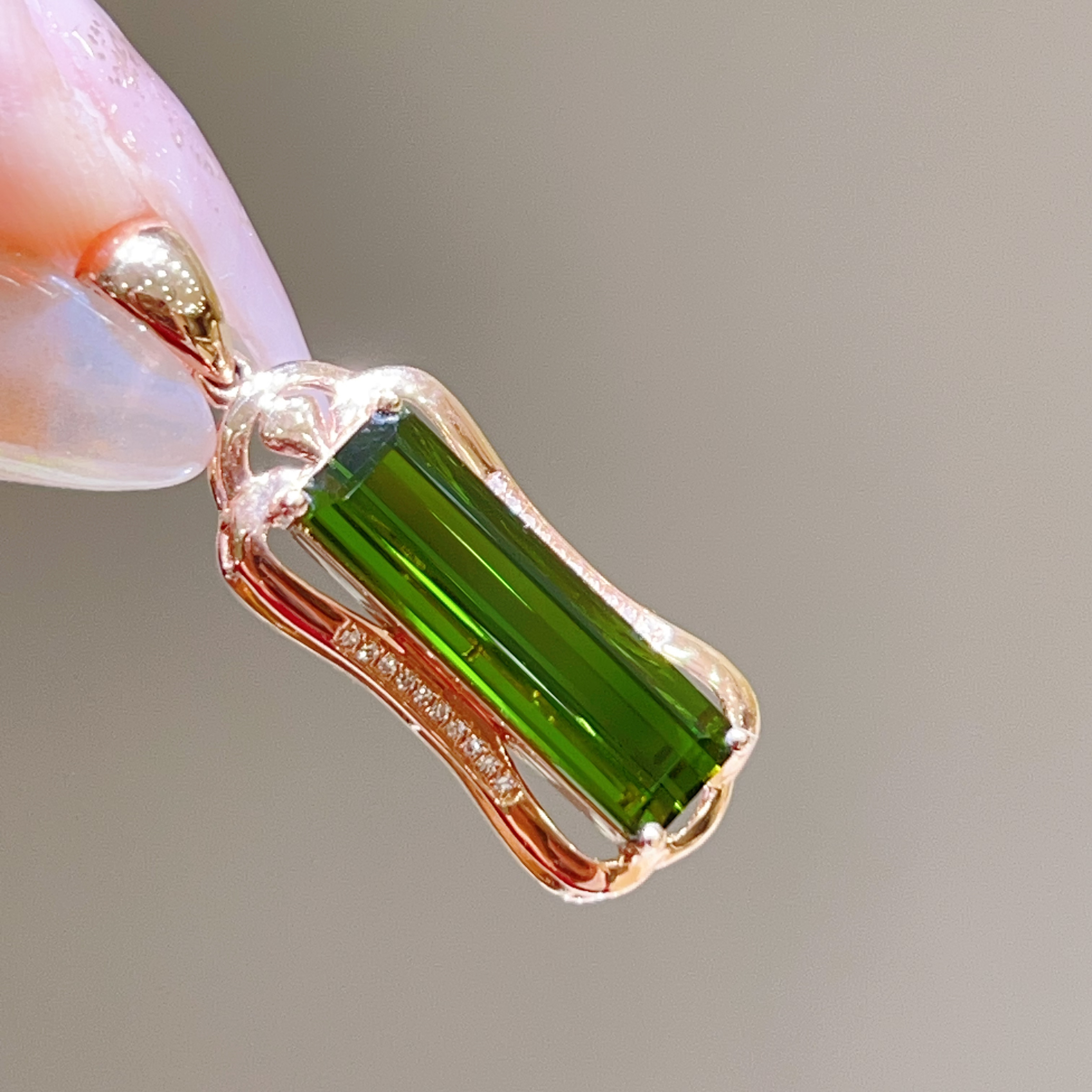 4ct 18k玫瑰金碧玺吊坠 3450