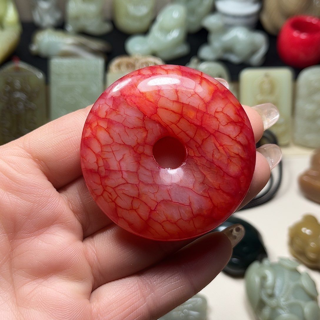 白玉菩提吊坠白玉菩提吊坠