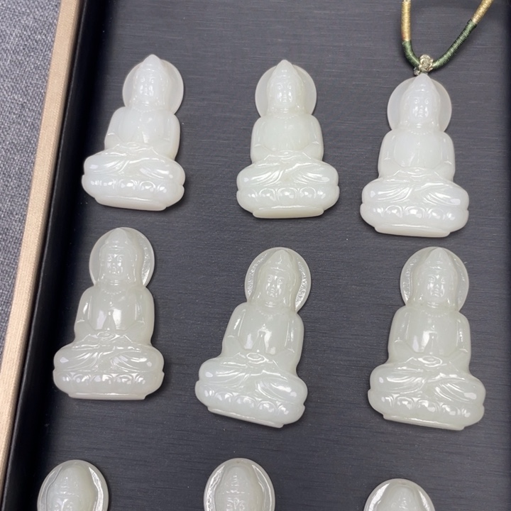 和田玉未镶嵌颈饰多样性发货，发其一