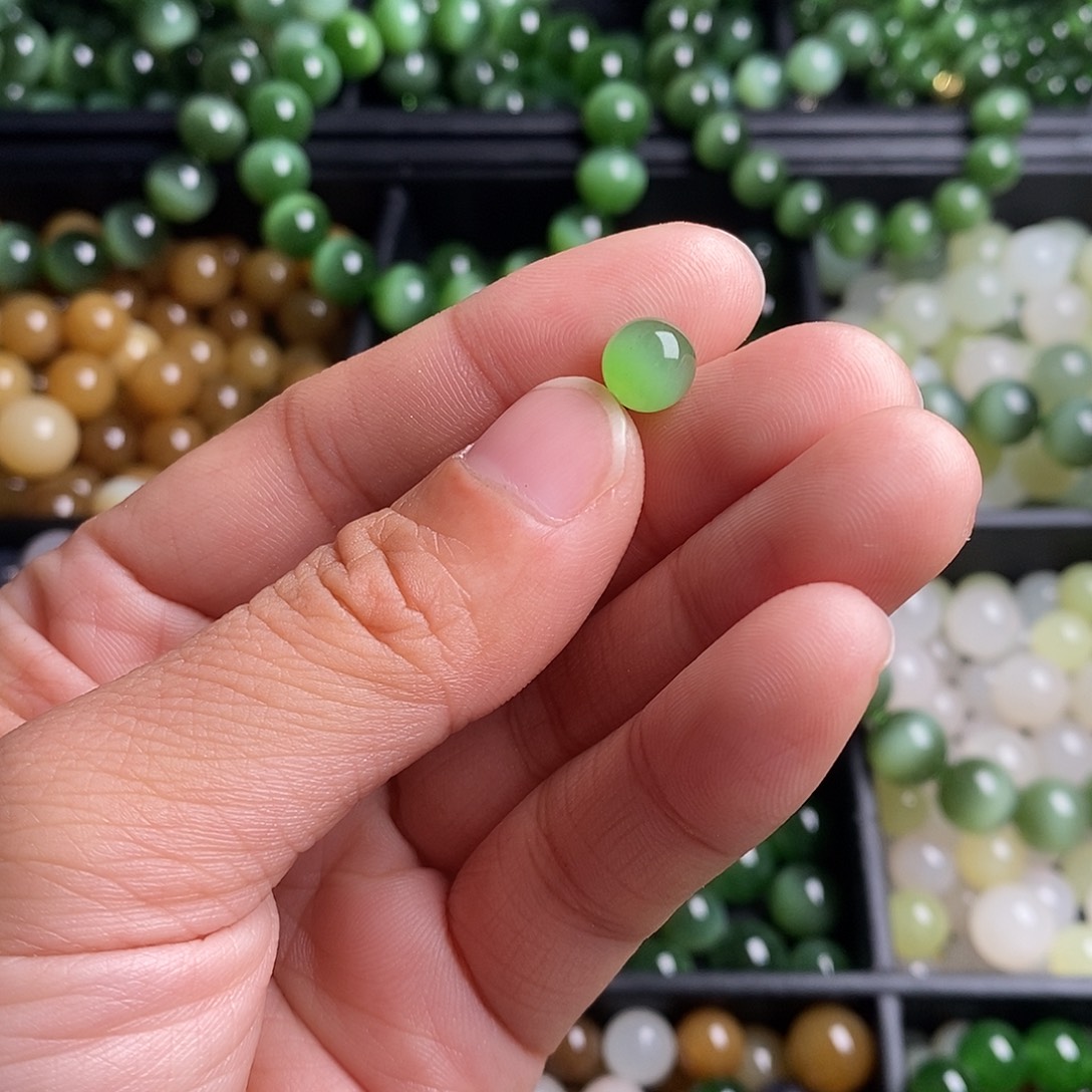 和田玉（碧玉）未镶嵌珠宝半成品