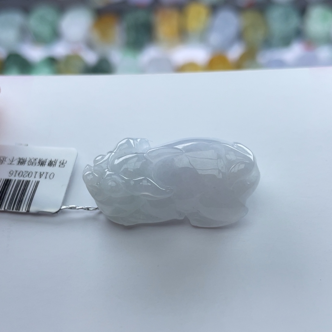 翡翠颈饰未镶嵌貔貅