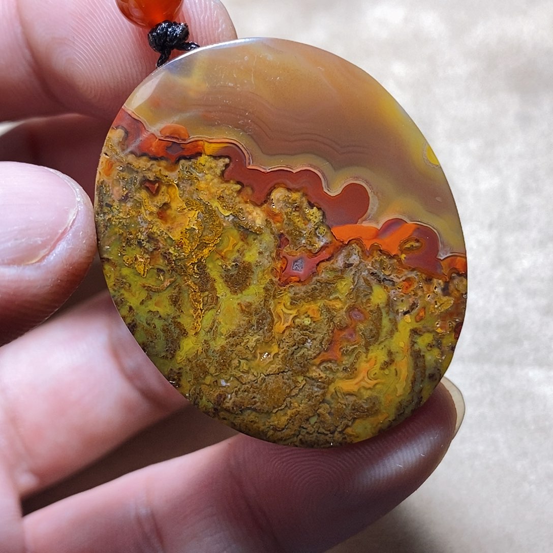 玛瑙/玉髓颈饰未镶嵌玉*