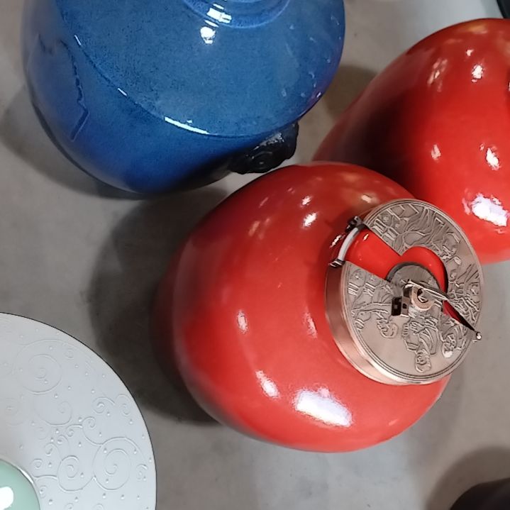 缸微*晴50斤二个带金属盖