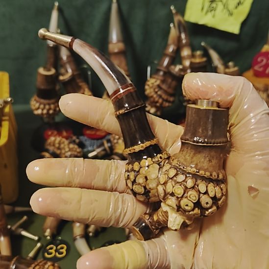 春***云贵州特色竹根烟斗工艺品