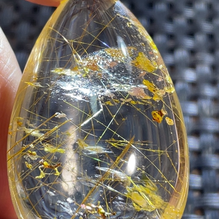 水晶吊坠(不含链)未镶嵌吉***?