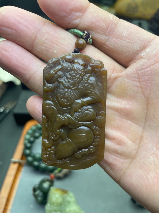 和田玉糖料钟馗牌子挂件手工精雕双面雕刻