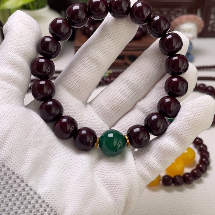 高***水吊坠猴头核桃猴头